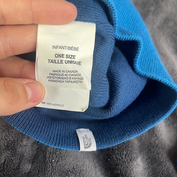 The North Face Infant Hat and Mittens - Picture 3 of 3